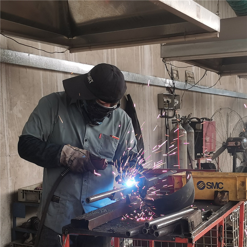 扒胎機油水分離器加什么油